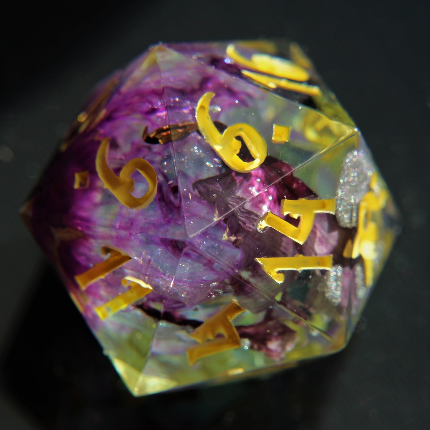 Tetrodotoxin 8-piece Dice Set