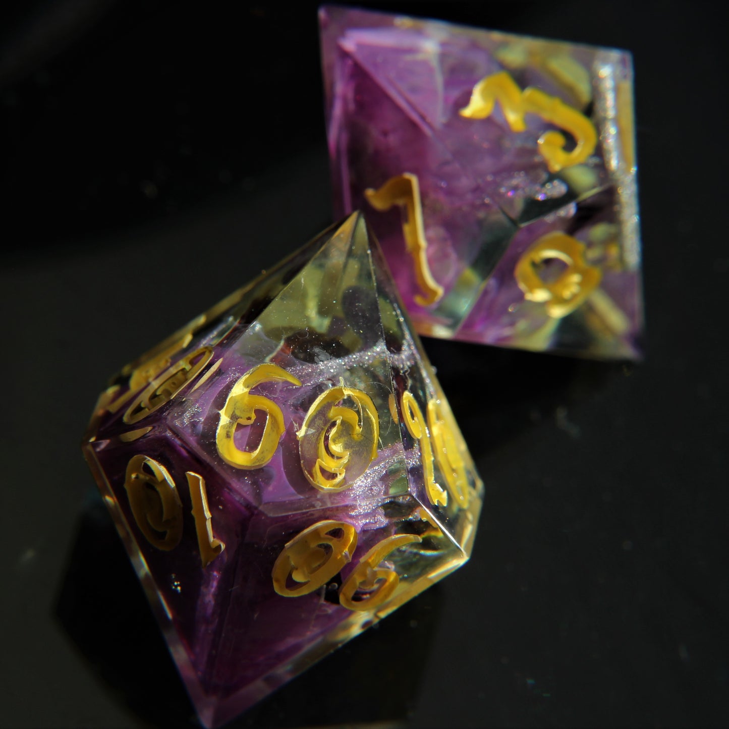 Tetrodotoxin 8-piece Dice Set